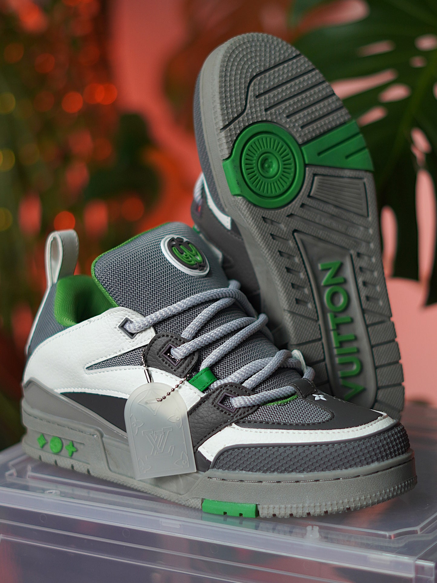 Louis Vuitton Skate / Grey / Green