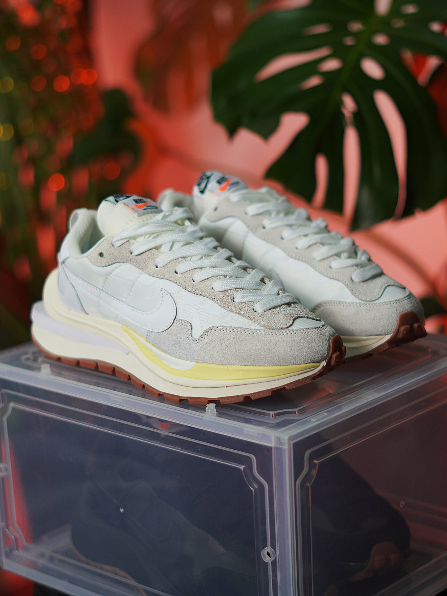 Nike x sacai VaporWaffle / White / Gum