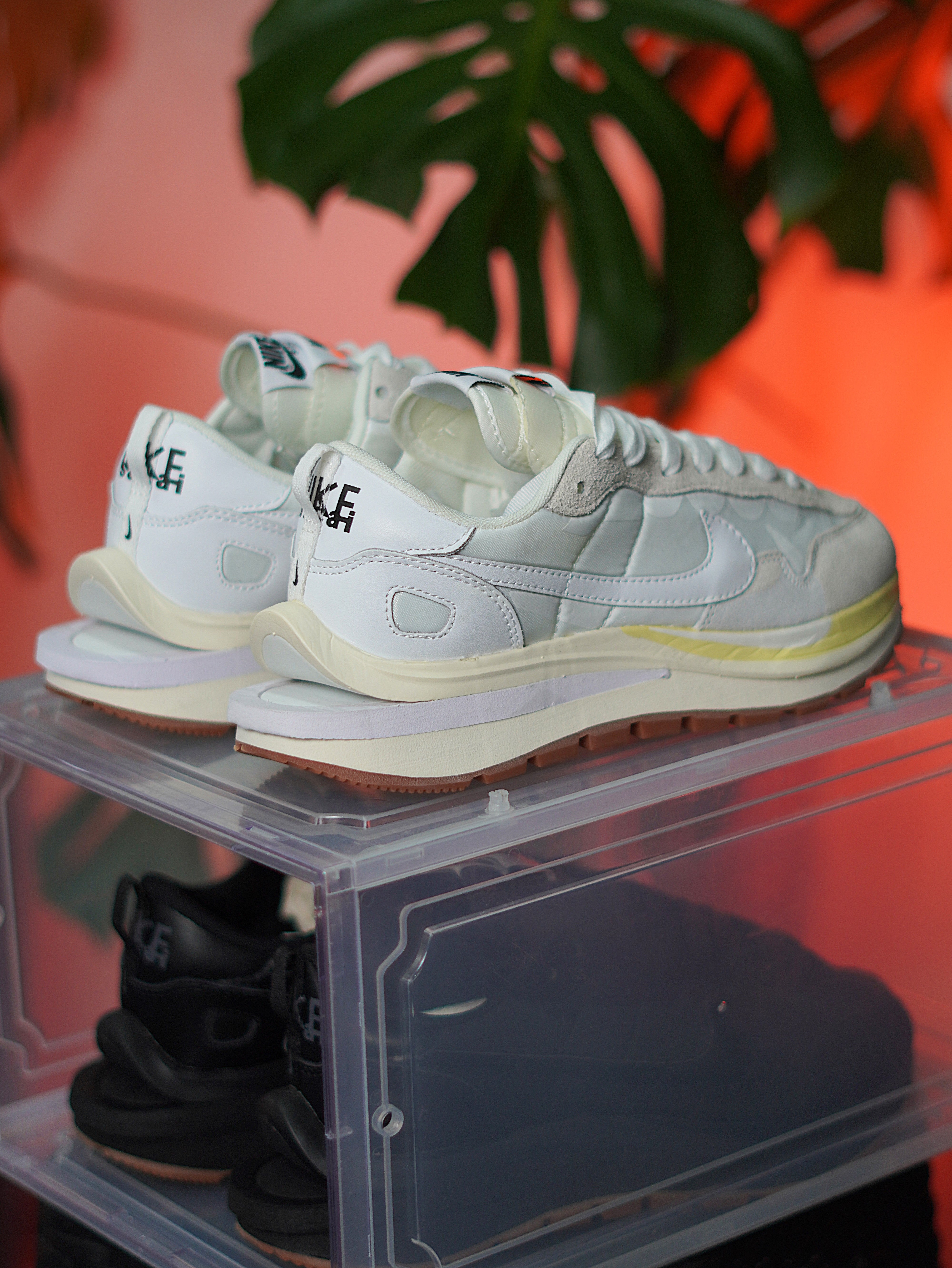 vaporwaffle white gum