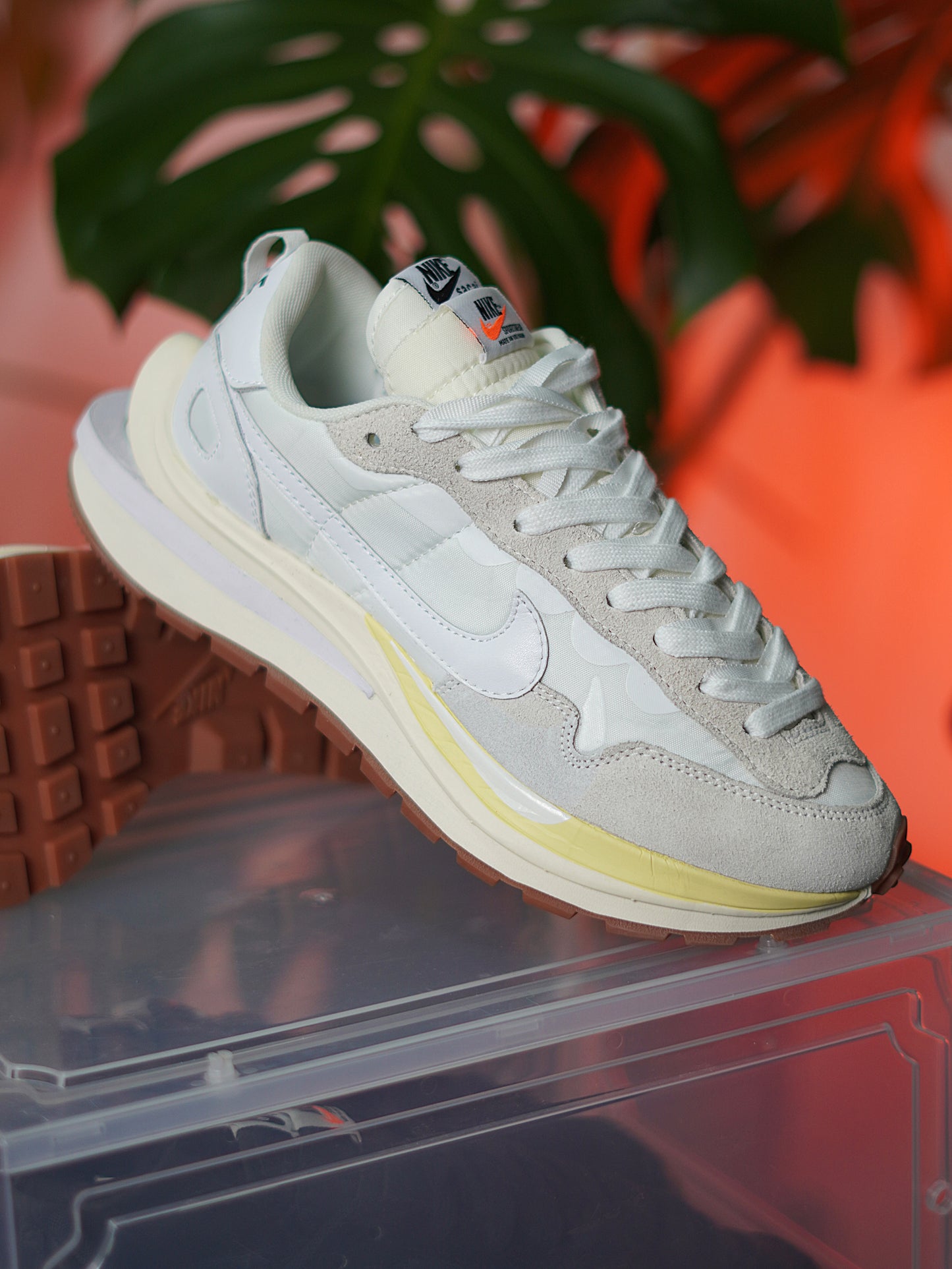 Nike x sacai VaporWaffle / White / Gum