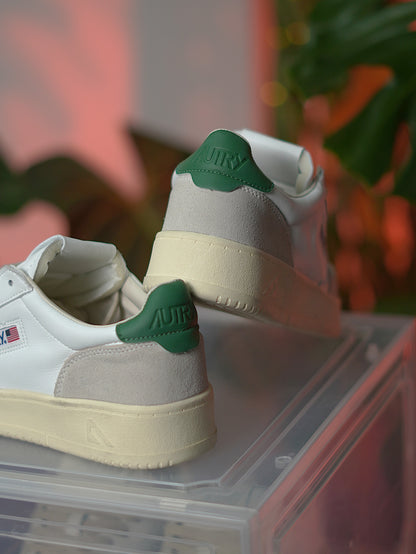 Autry Medalist Leather Low - Blanco, Verde