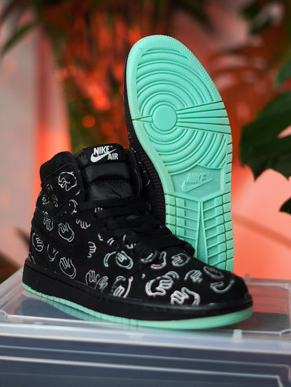 Nike Jordan Retro 1 x Kaws - Negro