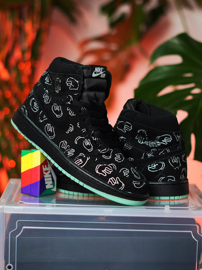 Nike Jordan Retro 1 x Kaws - Negro