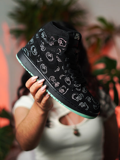 Nike Jordan Retro 1 x Kaws - Negro