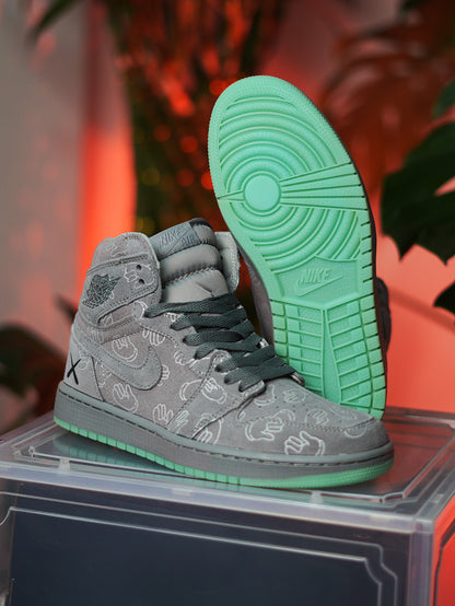 Nike Jordan Retro 1 x Kaws - Gris
