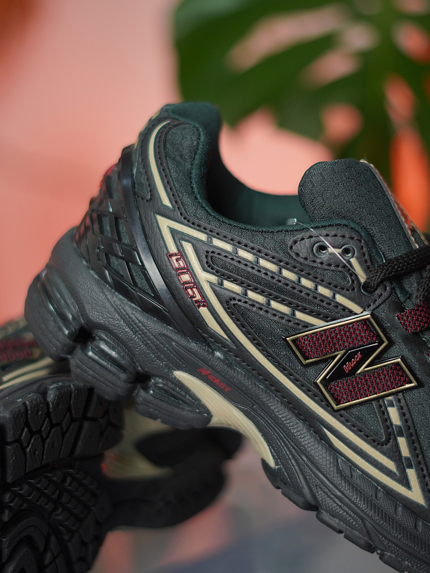 New Balance 1906R / Kith Black