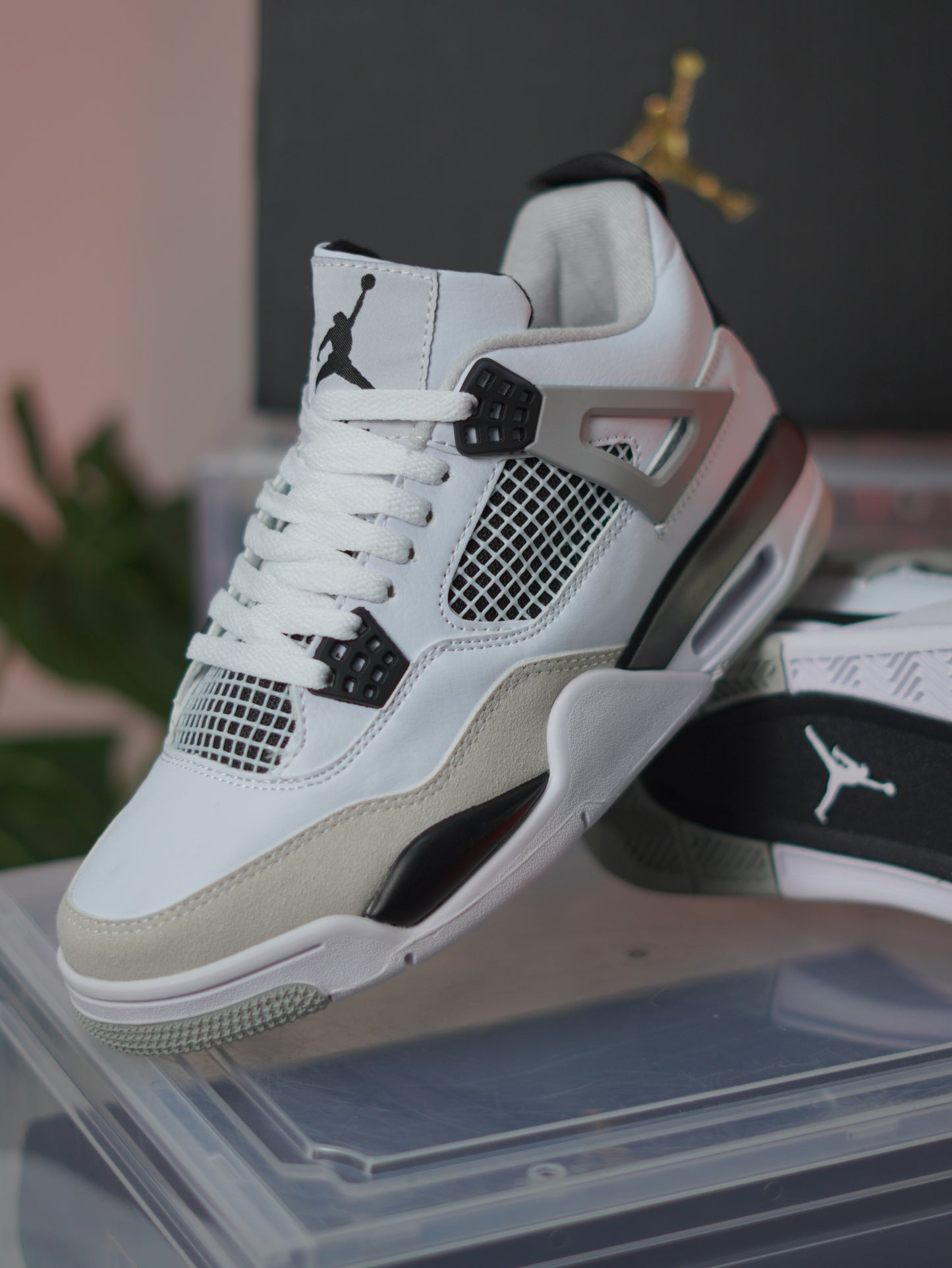 Jordan Retro 4 Military black