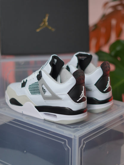Jordan Retro 4 Military - Black
