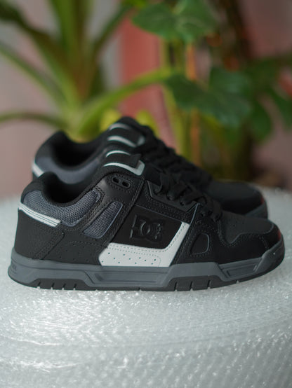 DC Composite Toe Metal Free Work Shoe