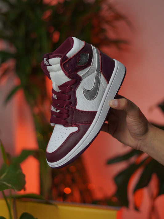 Air Jordan 1 Retro High OG "Bordeaux