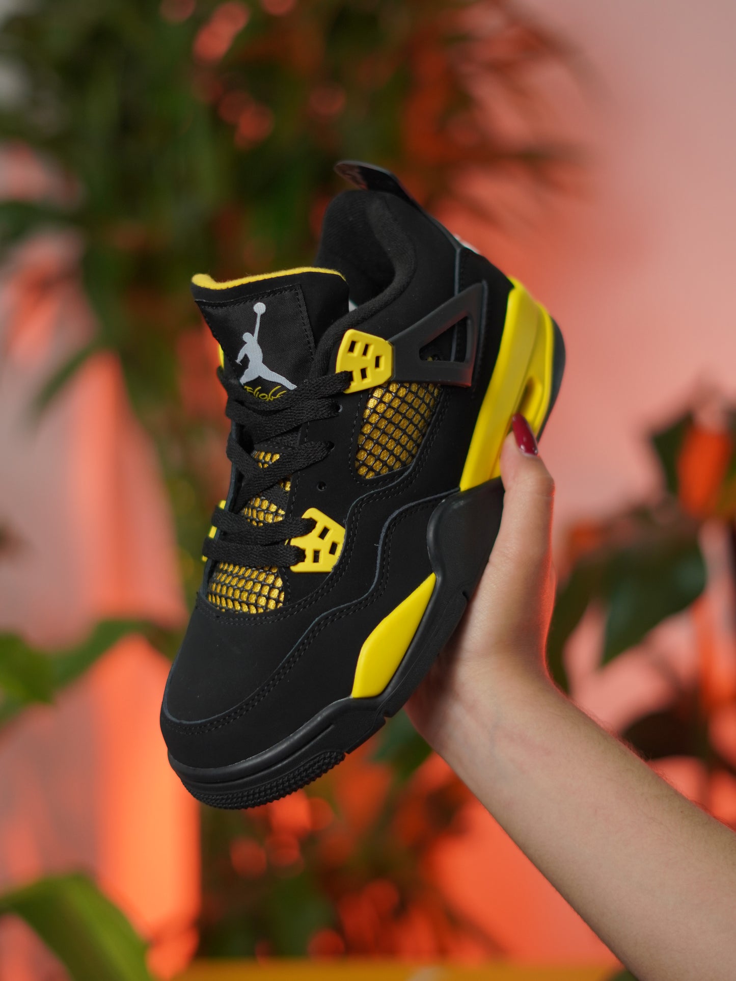 Air jordan retro 4 thunder