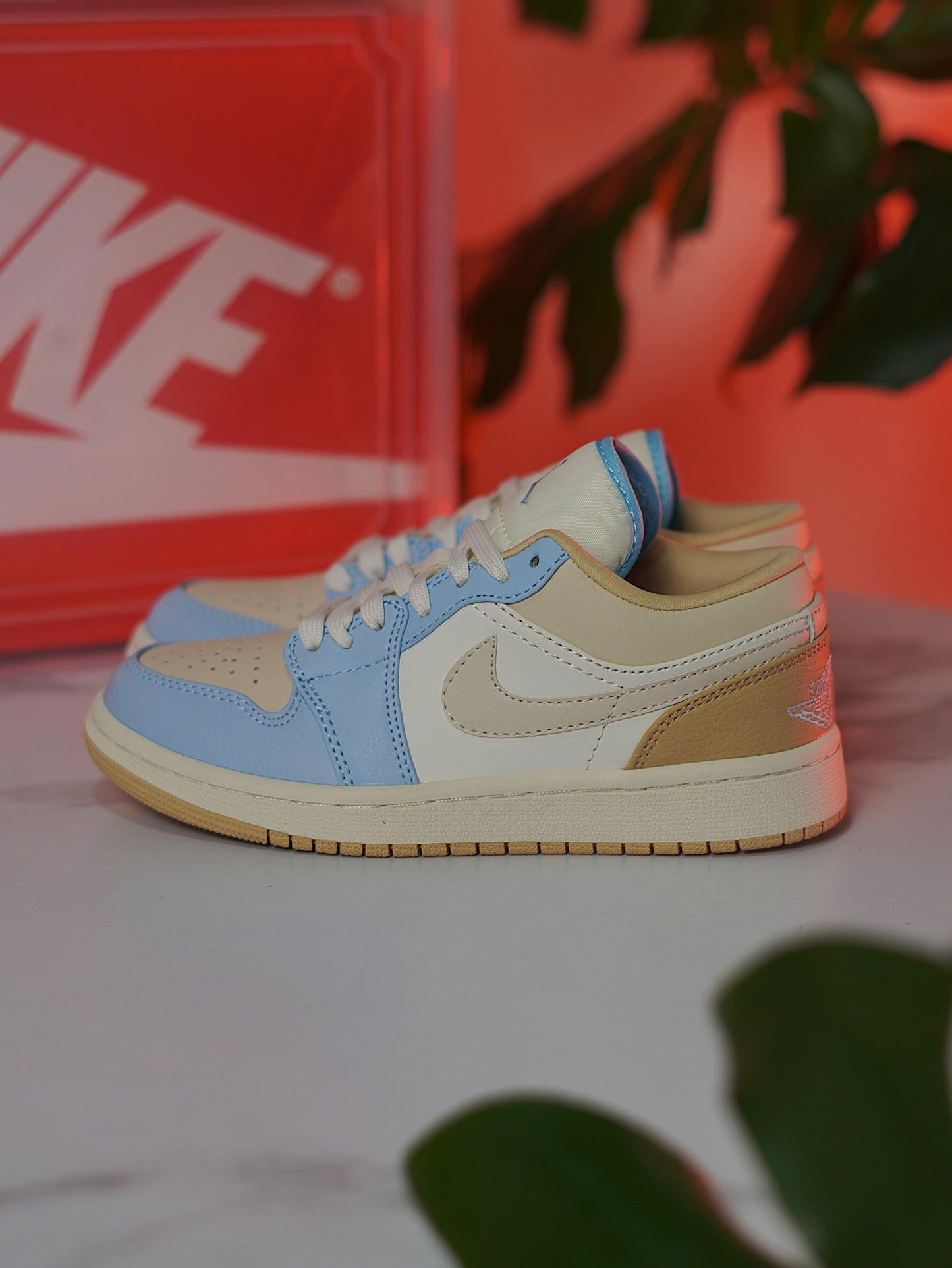 Nike Air Jordan 1 Low SE "Cyan Sky"