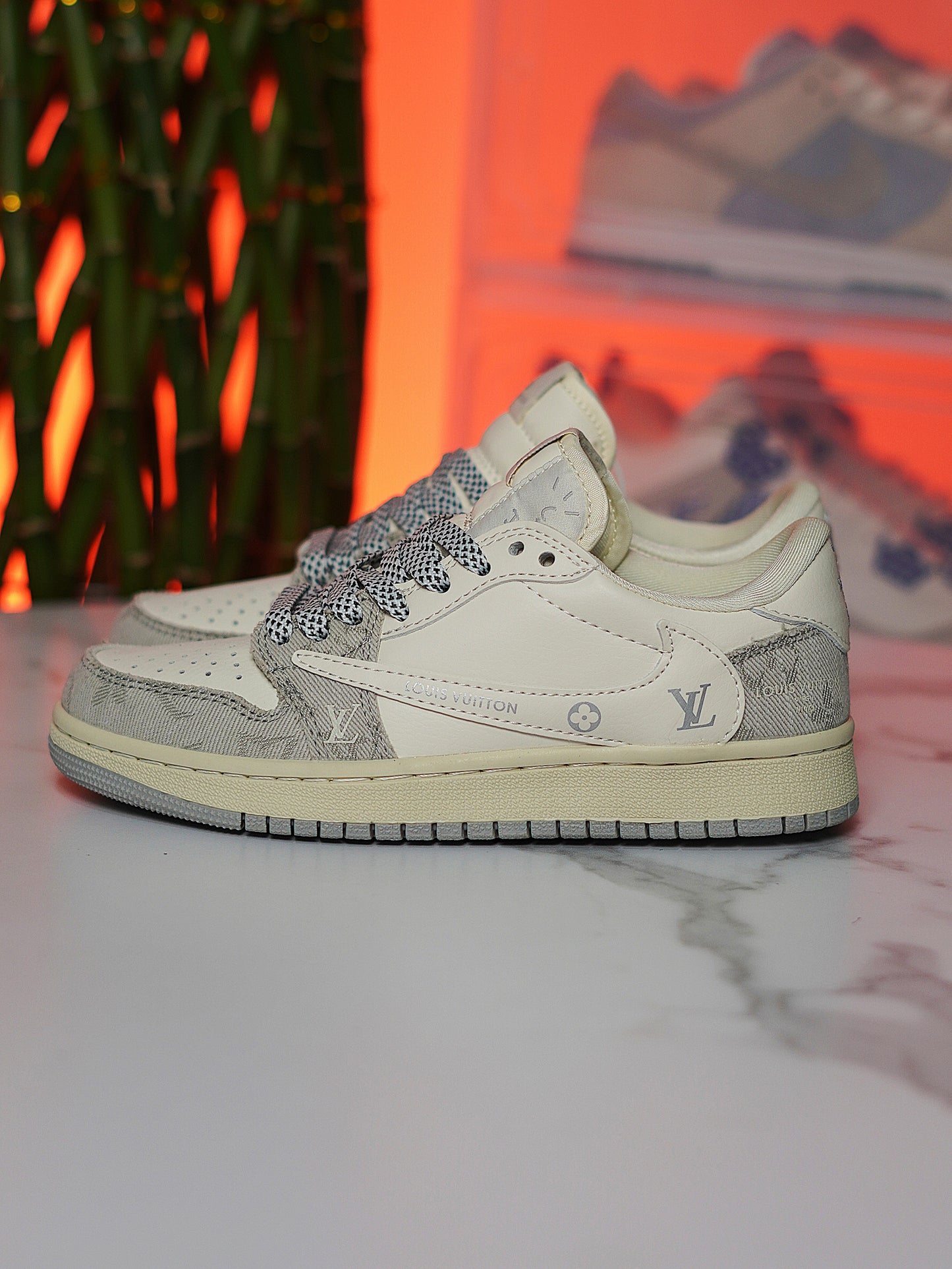 Nike Air Jordan 1 Low x Louis Vuitton - Cactus Jack