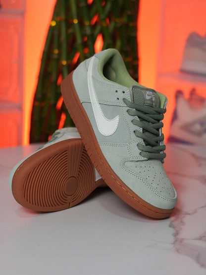 Nike SB Dunk Low Pro Island Green Gum