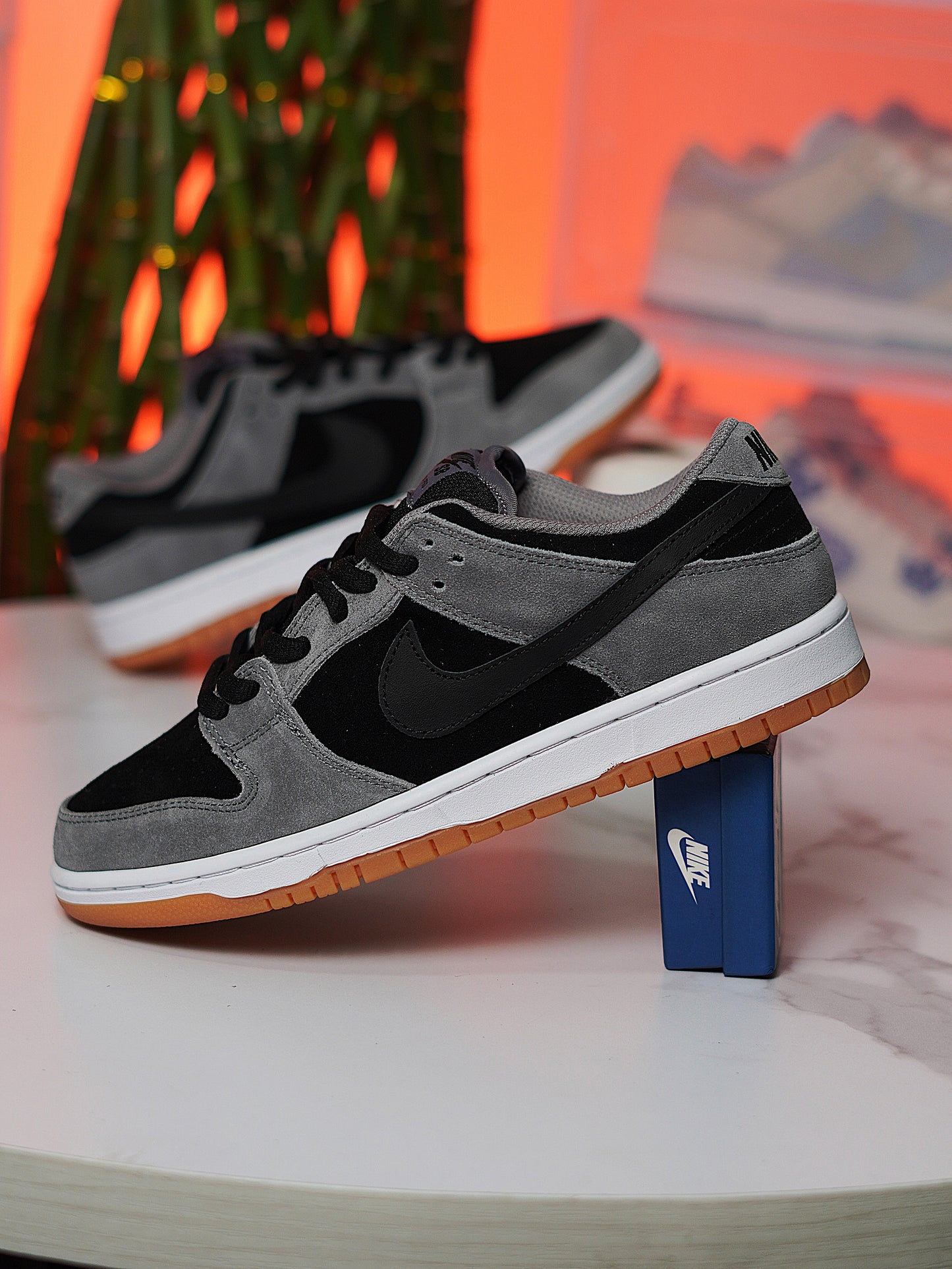 Nike SB Dunk Low "Dark Smoke" - Gris