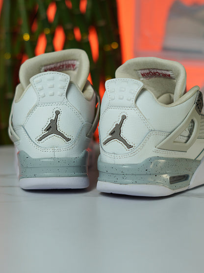 Nike Air Jordan 4 "Oreo" - Blanco