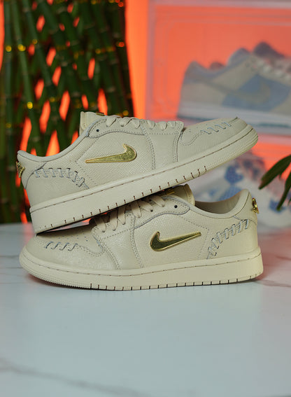 Nike Air Jordan 1 Low Method of Make Legend - Beige