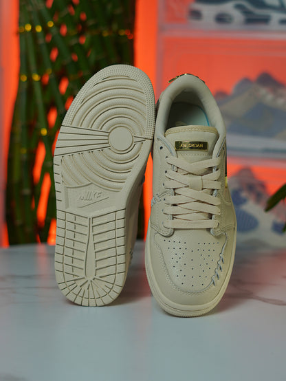 Nike Air Jordan 1 Low Method of Make Legend - Beige