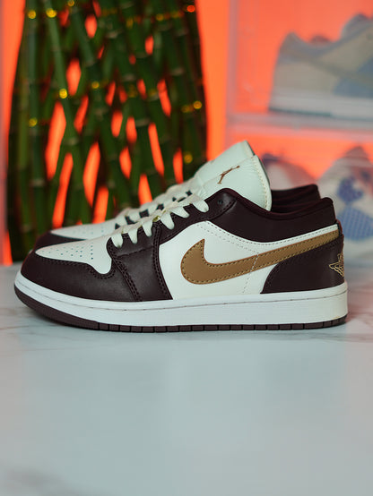 Nike Air Jordan 1 Low - Vinotinto