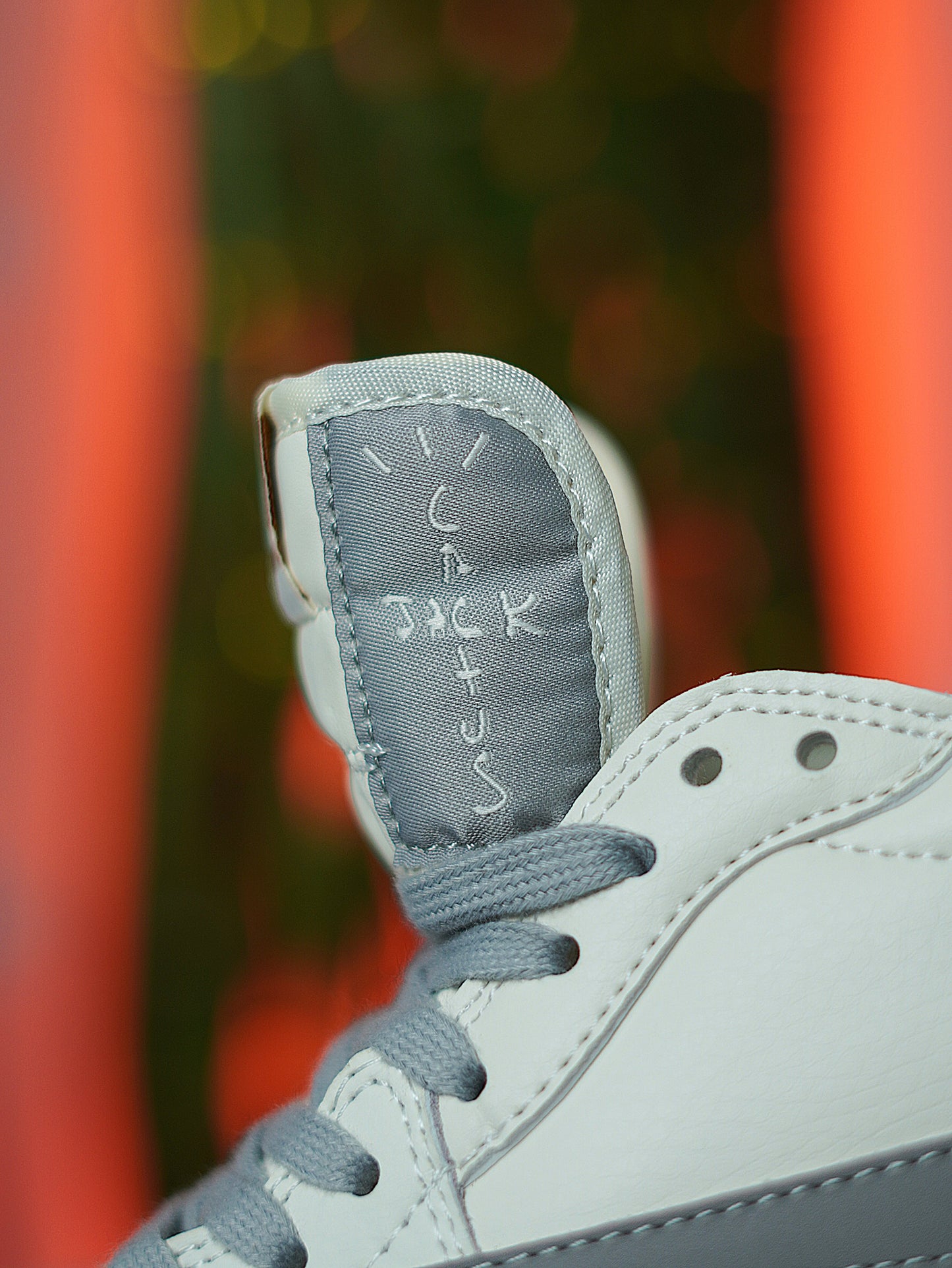 Nike Air Jordan 1 Low x Louis Vuitton - Cactus Jack "Mostaza"