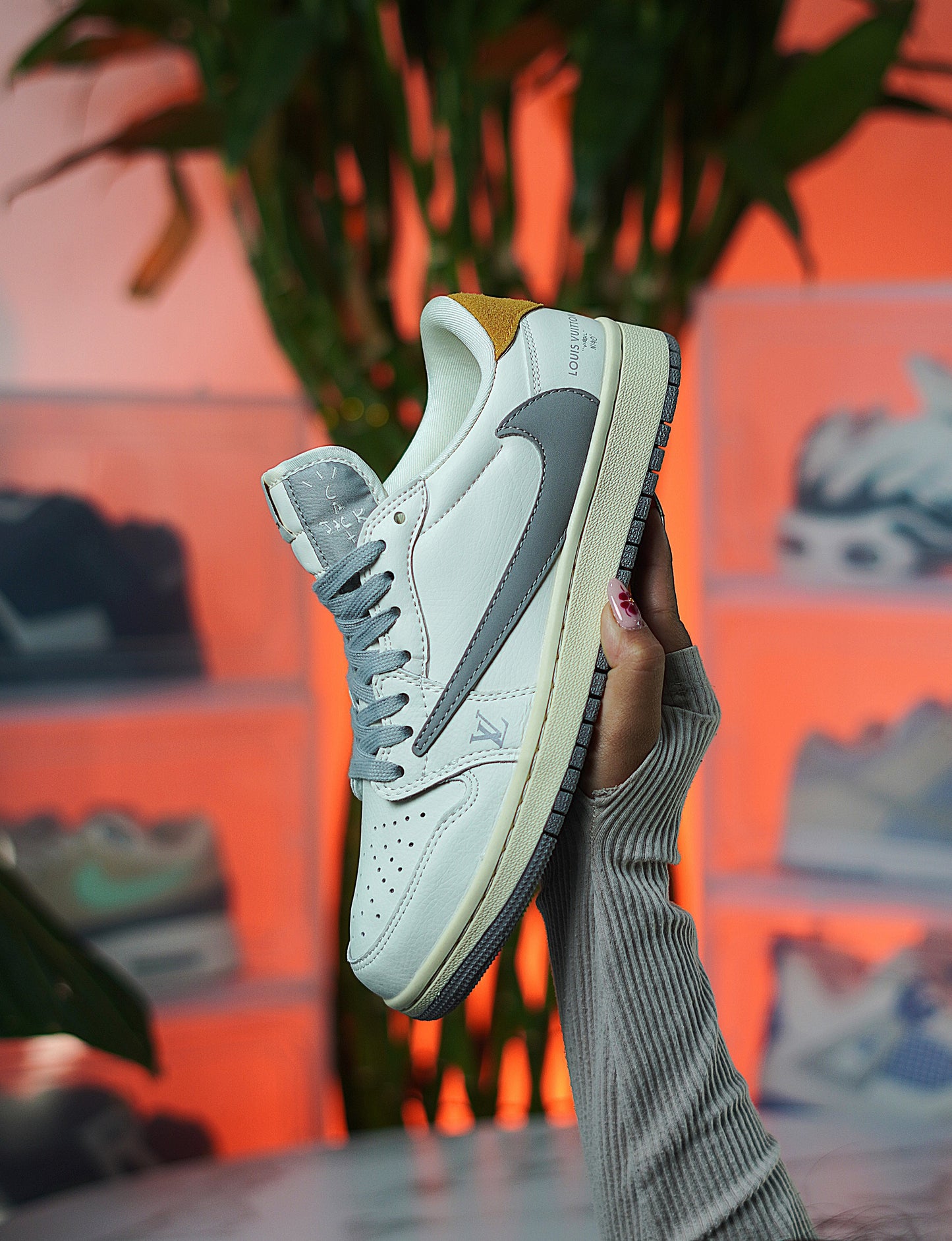 Nike Air Jordan 1 Low x Louis Vuitton - Cactus Jack "Mostaza"