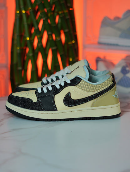 Nike Air Jordan 1 Low SE 'Coconut Milk Black Muslin"
