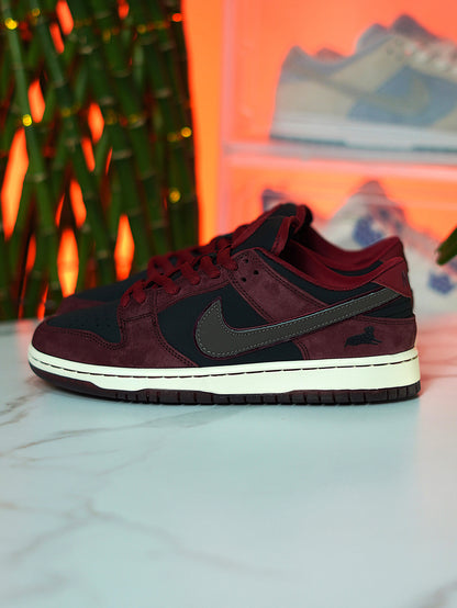 Nike SB Dunk Low "Riot Skateshop"