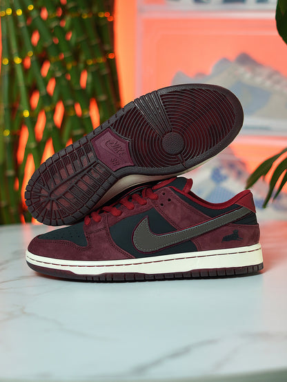 Nike SB Dunk Low "Riot Skateshop"