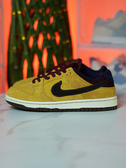 Nike SB Dunk Low Pro "City Of Cinema"