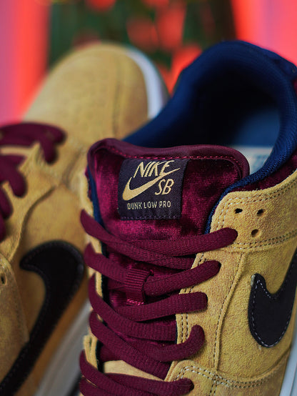 Nike SB Dunk Low Pro "City Of Cinema"