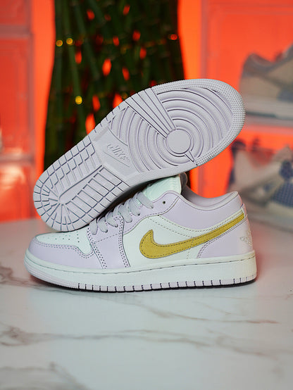 Nike Air Jordan 1 Low - Lila