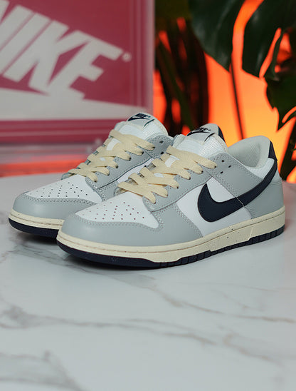 Nike Dunk Low "Smoke Grey"
