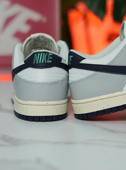 Nike Dunk Low "Smoke Grey"