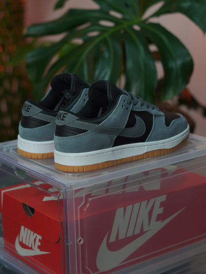 Nike SB Dunk Low - Gris humo oscuro