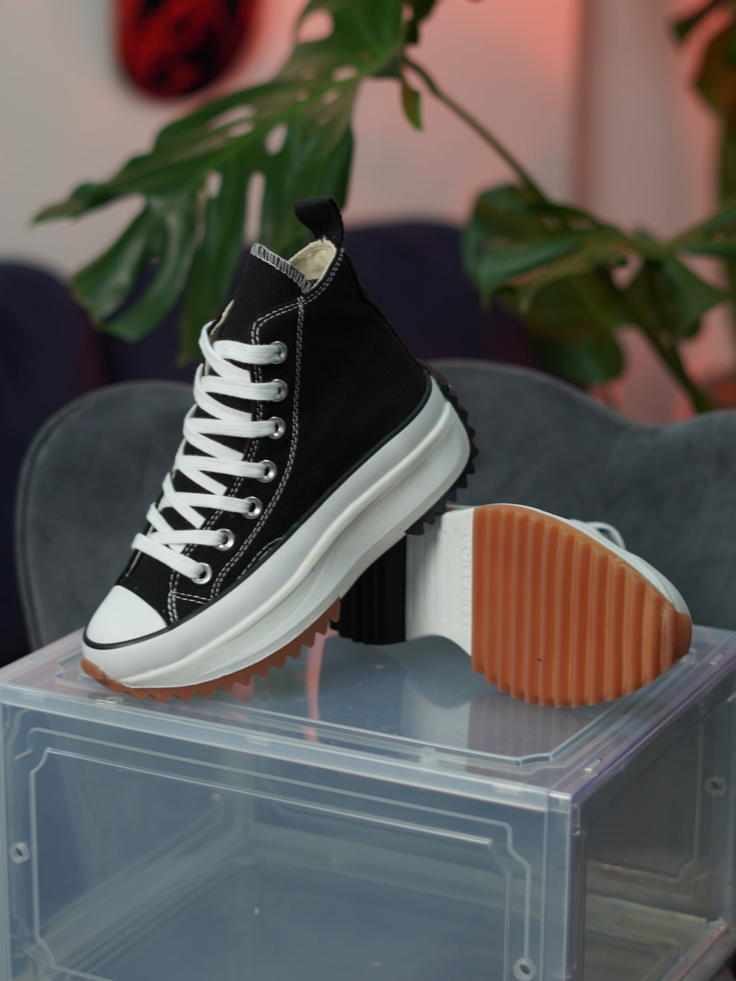 Converse Run Star Hike