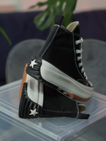 Converse Run Star Hike