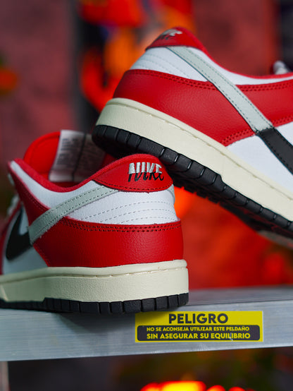 Nike Dunk Low Chicago Split