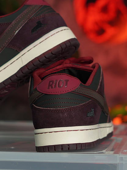 Nike SB Dunk Low Pro x Riot Skateshop