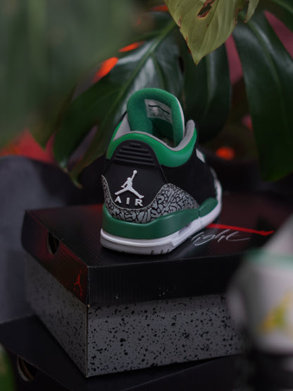 Air Jordan 3 Retro - Verde Pino