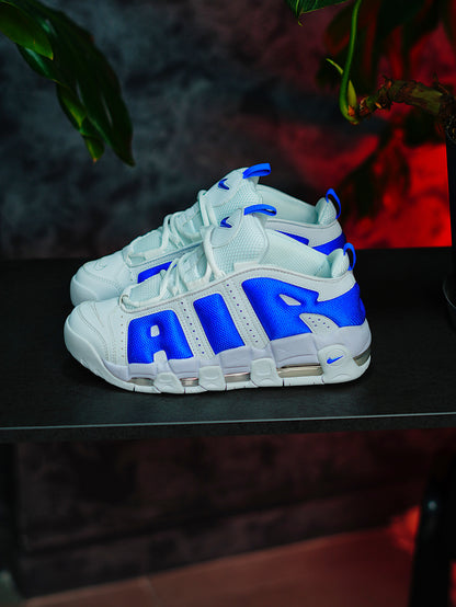 Nike Air More Uptempo Low - Blanca, azul