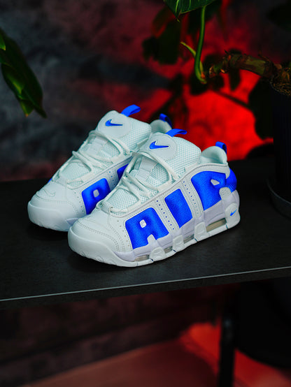 Nike Air More Uptempo Low - Blanca, azul