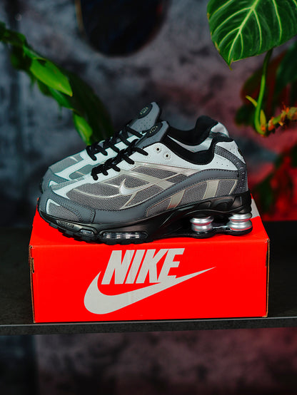 Nike shox ride 2 supreme
