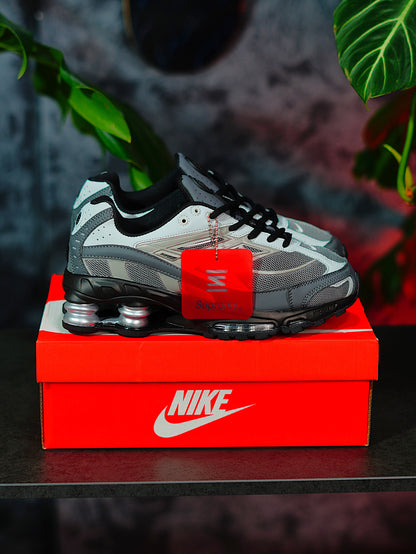 Nike shox ride 2 supreme