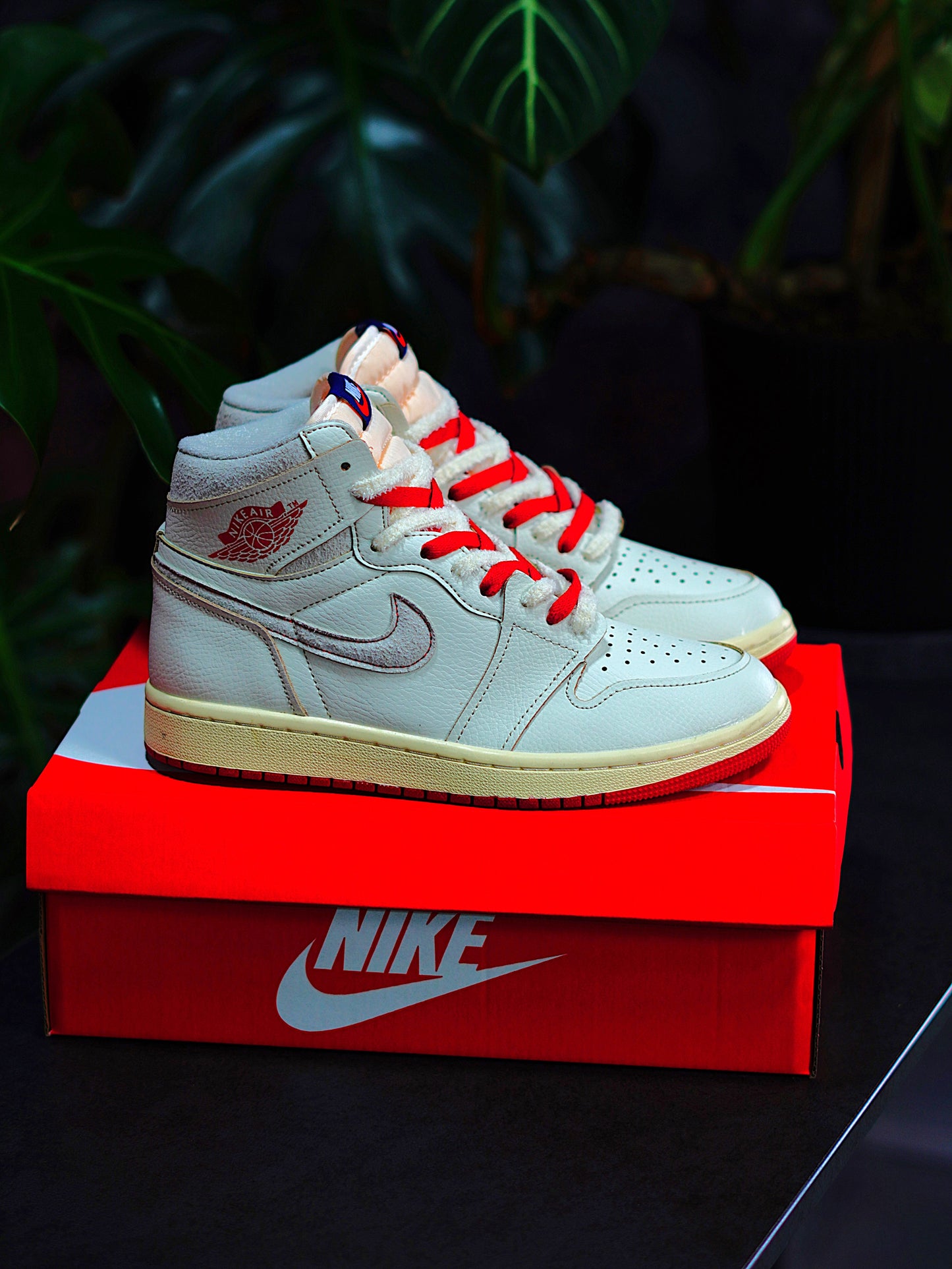 Air Jordan 1 High OG - Rare Air