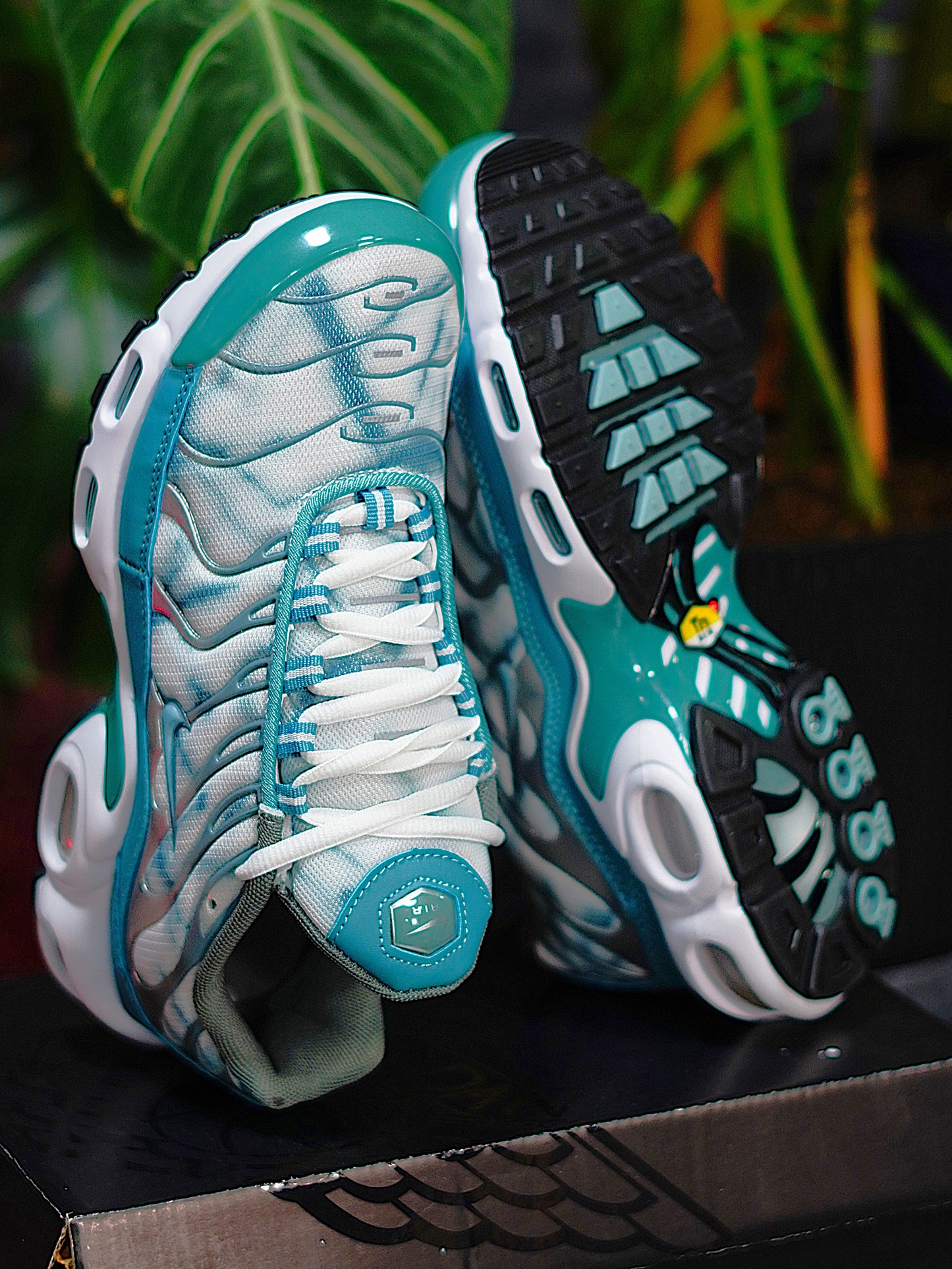 Nike Air Max TN Plus - Blanco, Azul, Gris