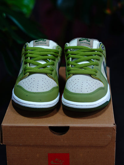 Nike Dunk SB x Yuto Horigome & Tee - Verde, Gris