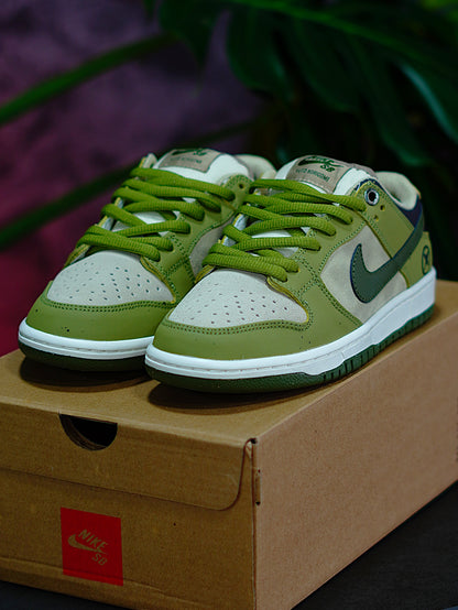 Nike Dunk SB x Yuto Horigome & Tee - Verde, Gris