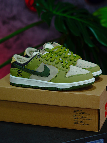 Nike Dunk SB x Yuto Horigome & Tee - Verde, Gris