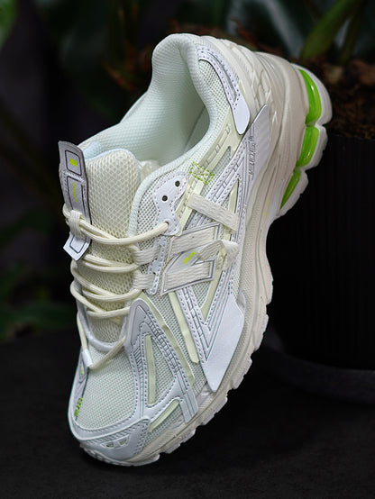 New Balance 1906A - Blanco con Mint Flash, Plata metalizada