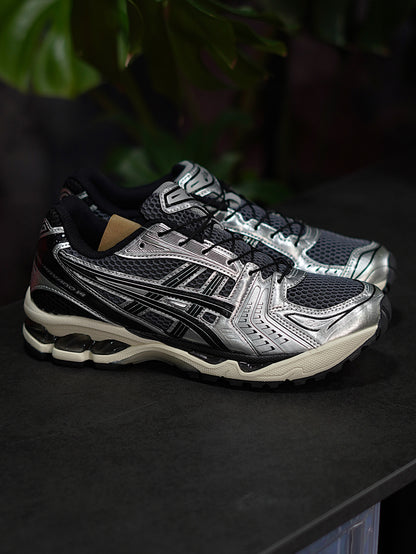 Asics Gel Kayano 14 - Plateado, Negro